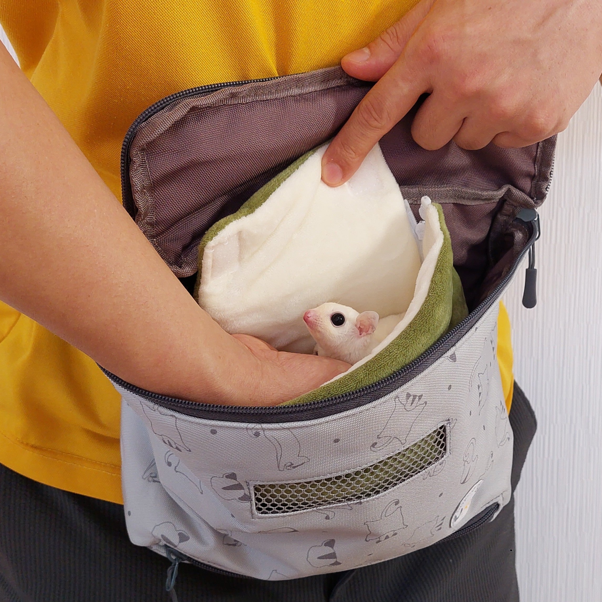 【アップグレード】揺れ0,モモンガポーチ。忙しい時でも飼い主の温もりを。「NEWピタくるポーチ」